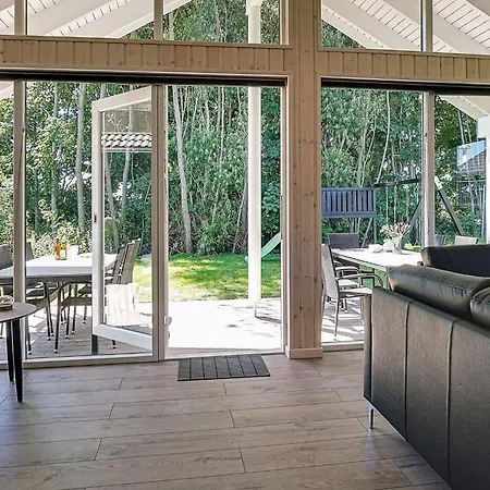 18 Person In Hasselberg Nyaraló